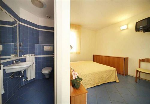 Capitol Aparthotel